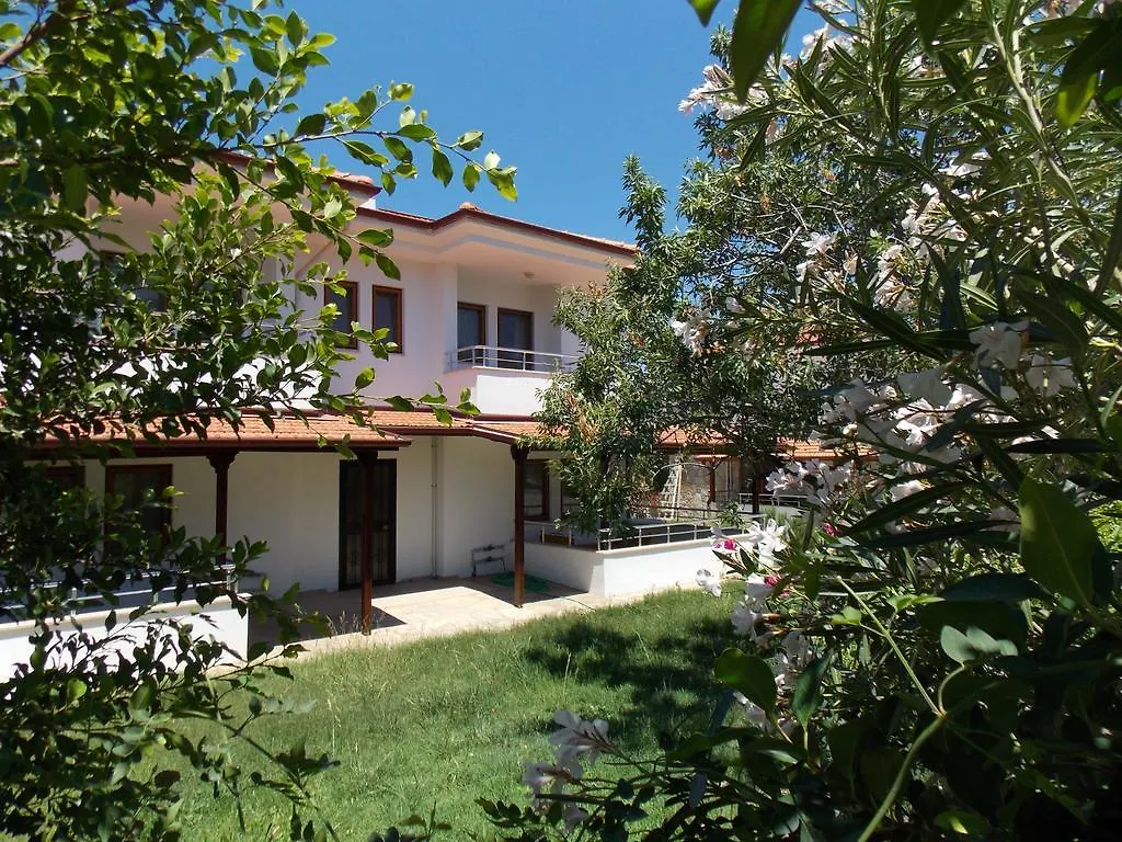 Gebora Suits & Tatil Evleri Palamutbuku
